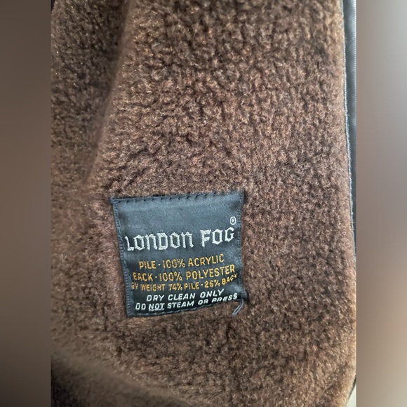 Vintage London Fog trench coat with removable lining - Picture 6 of 16